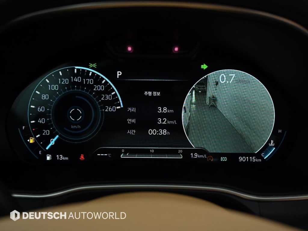 Genesis GV80 - Vista 8