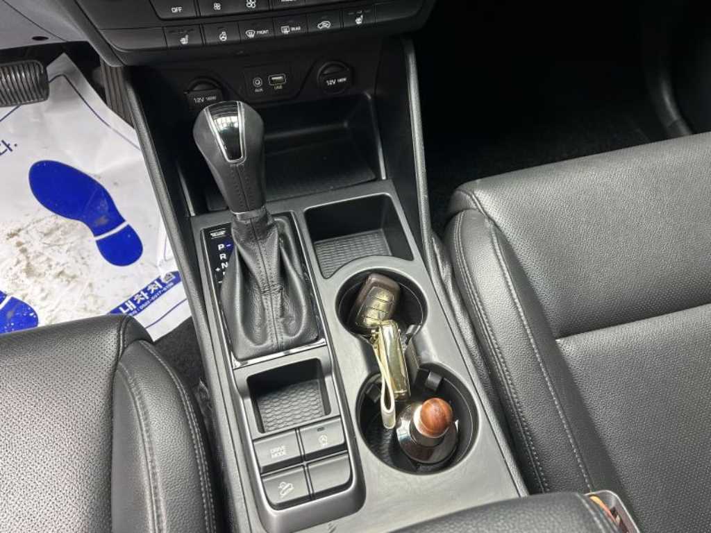 HYUNDAI Tucson - Vista 10