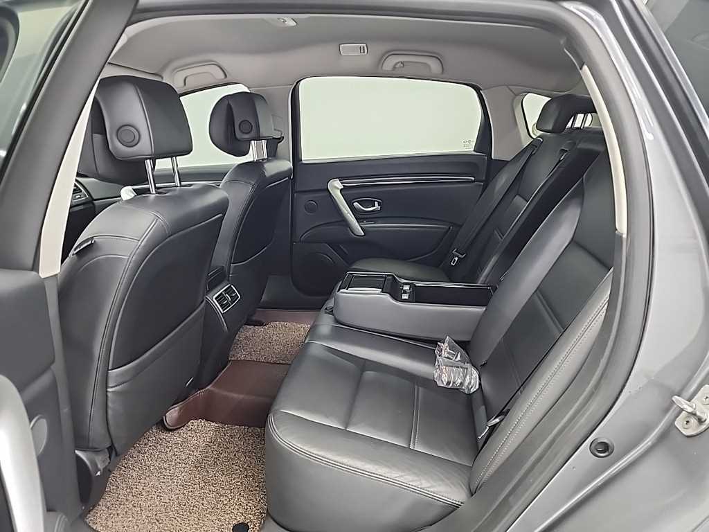 SAMSUNG SM7 - Vista 12