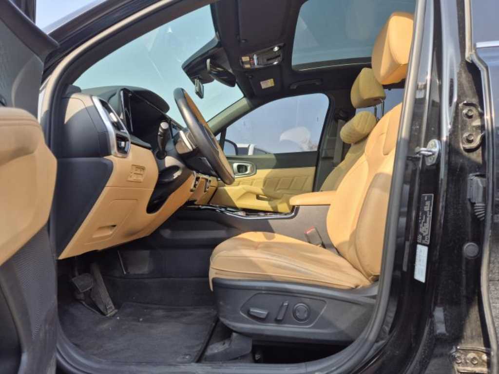 KIA Sorento - Vista 8
