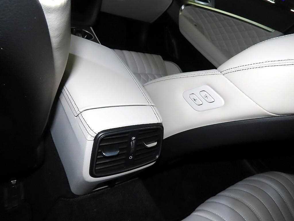 Genesis G70 2022 Blanco - Importación desde Corea - HF Imports Iquique - Foto 15