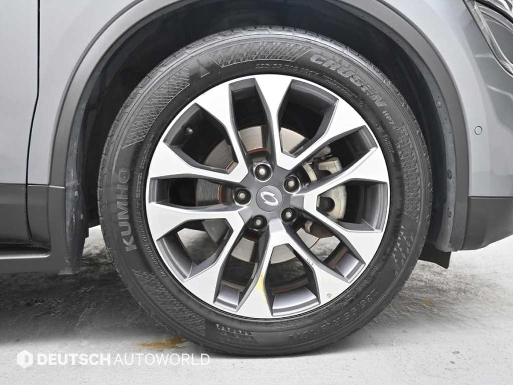 SAMSUNG QM6 - Vista 5