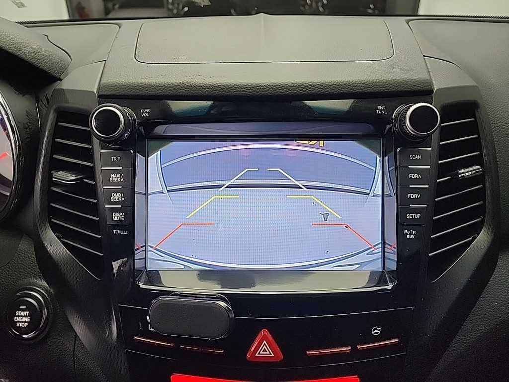 Ssangyong Tivoli 2017 Blanco - Importación desde Corea - HF Imports Iquique - Foto 15