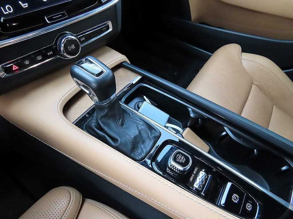 Volvo S90 - Vista 11