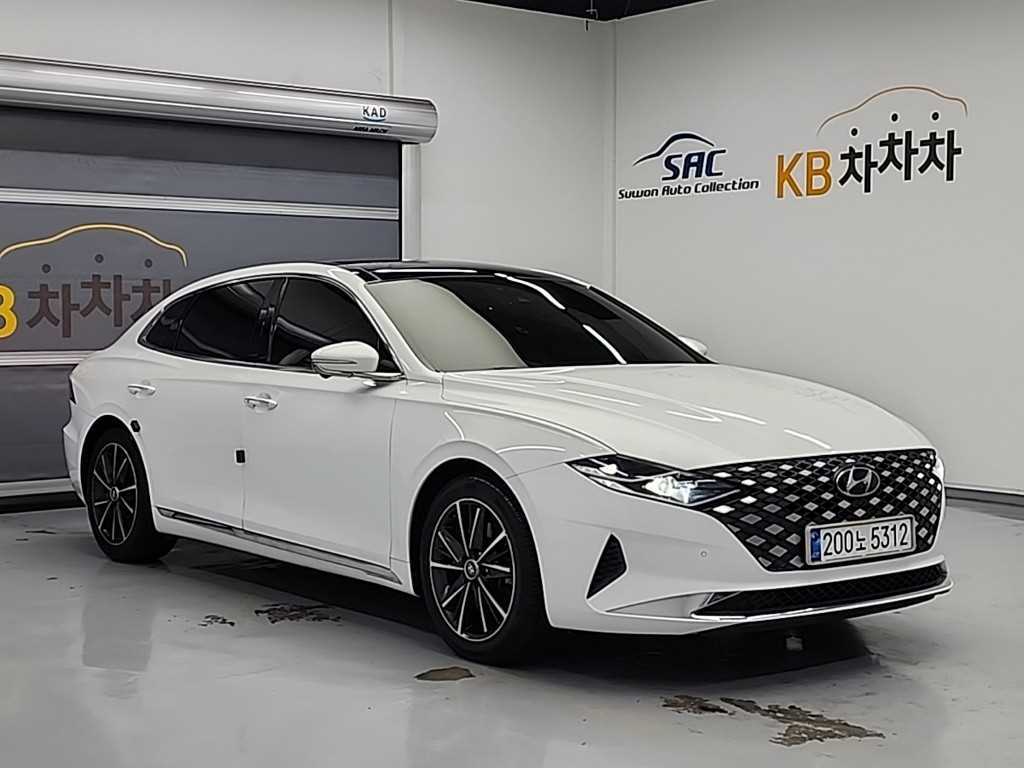 HYUNDAI Grandeur - Vista 4