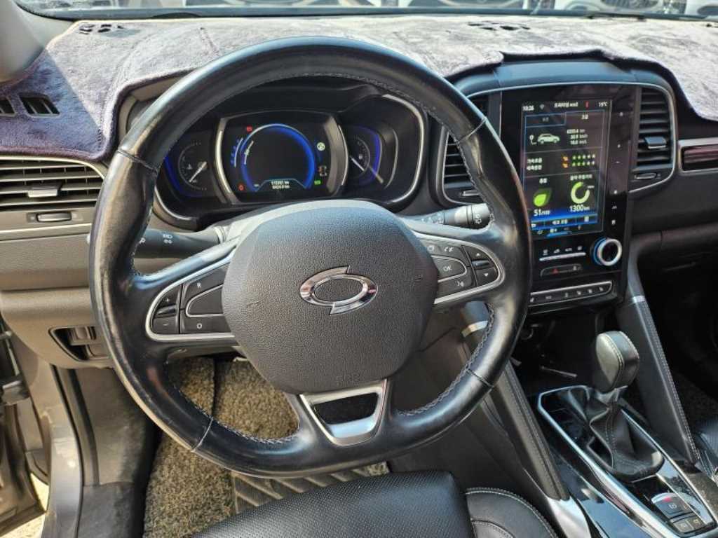 SAMSUNG QM6 - Vista 5