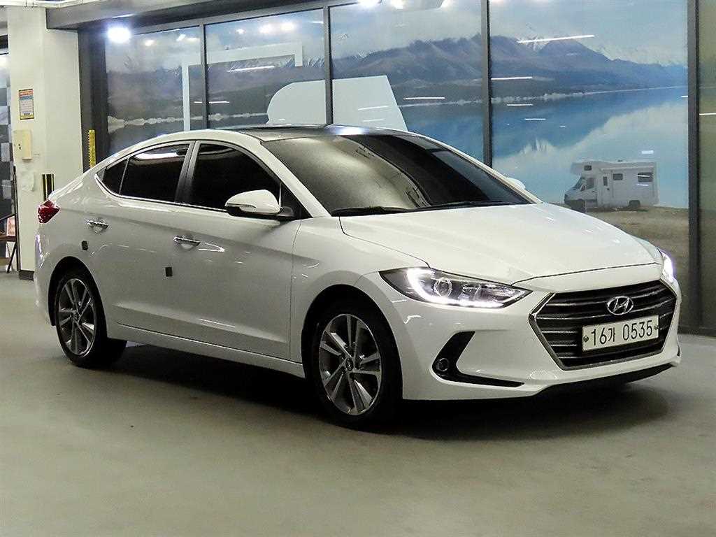 HYUNDAI Avante 2016 Blanco - Importación desde Corea - HF Imports Iquique - Foto 1