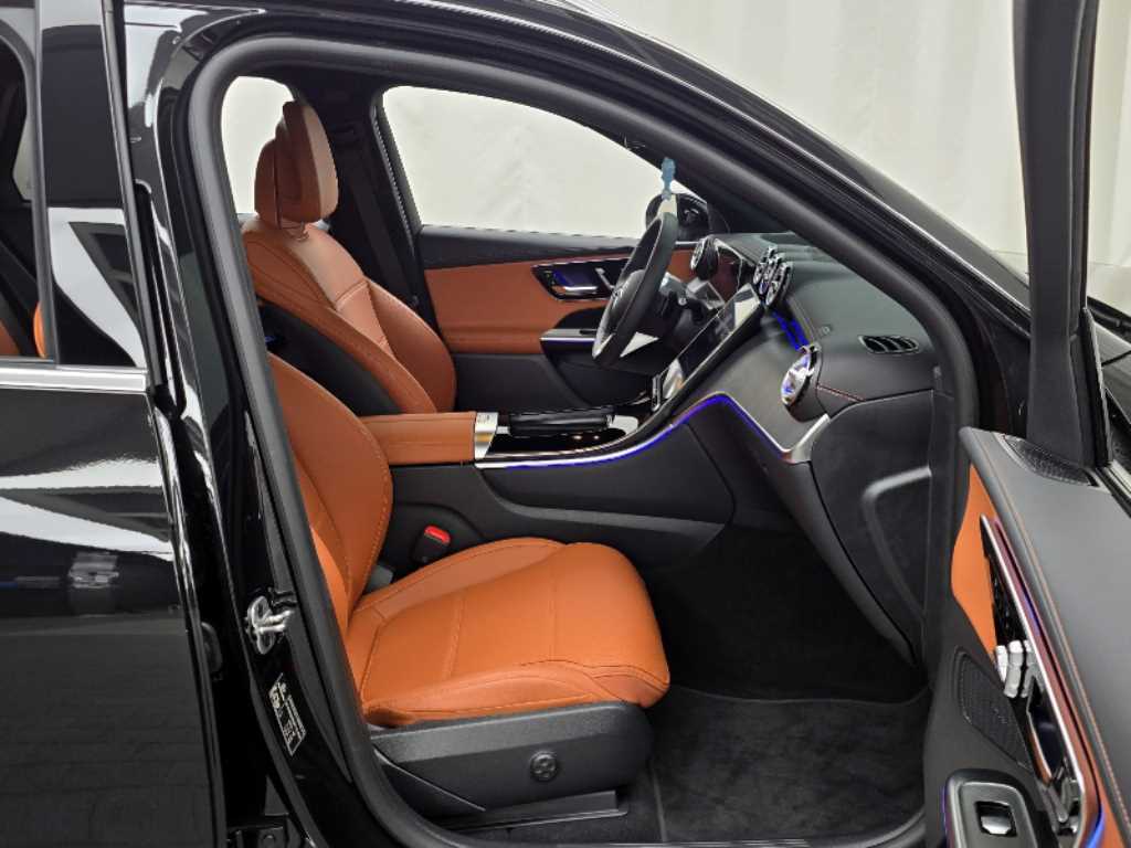 Mercedes Benz GLC Class - Vista 11