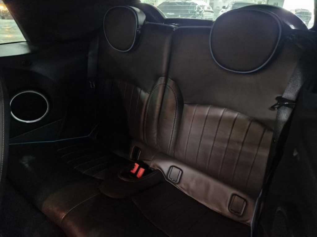 Mini Cooper Convertible - Vista 7