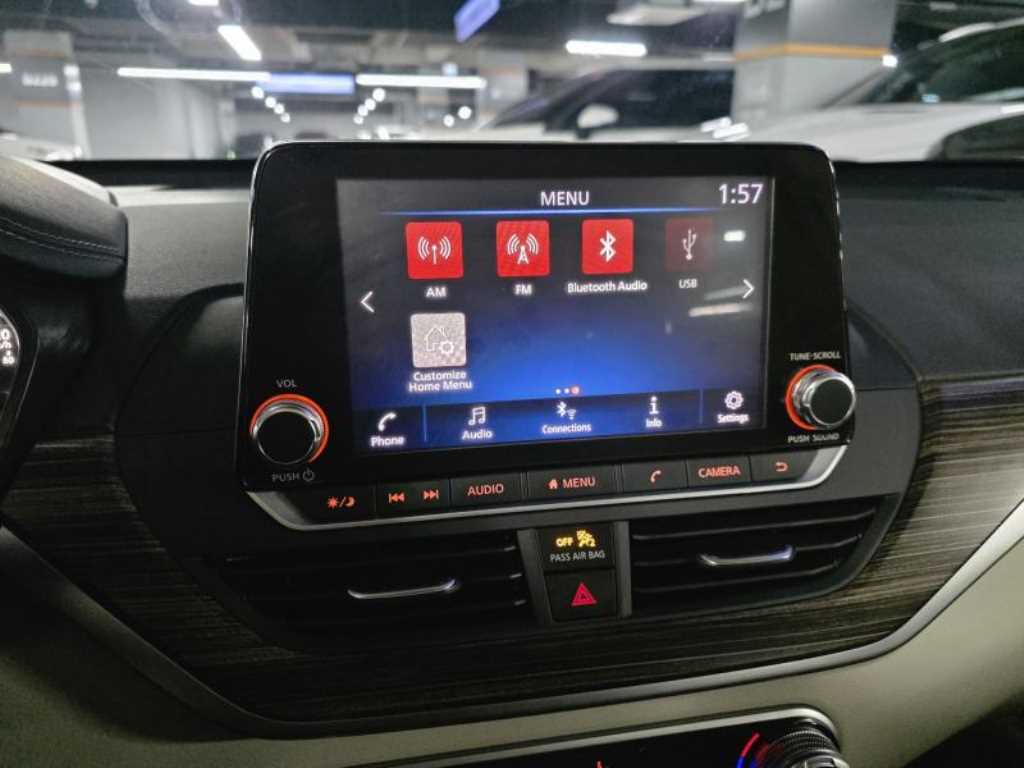 Nissan Altima - Vista 10