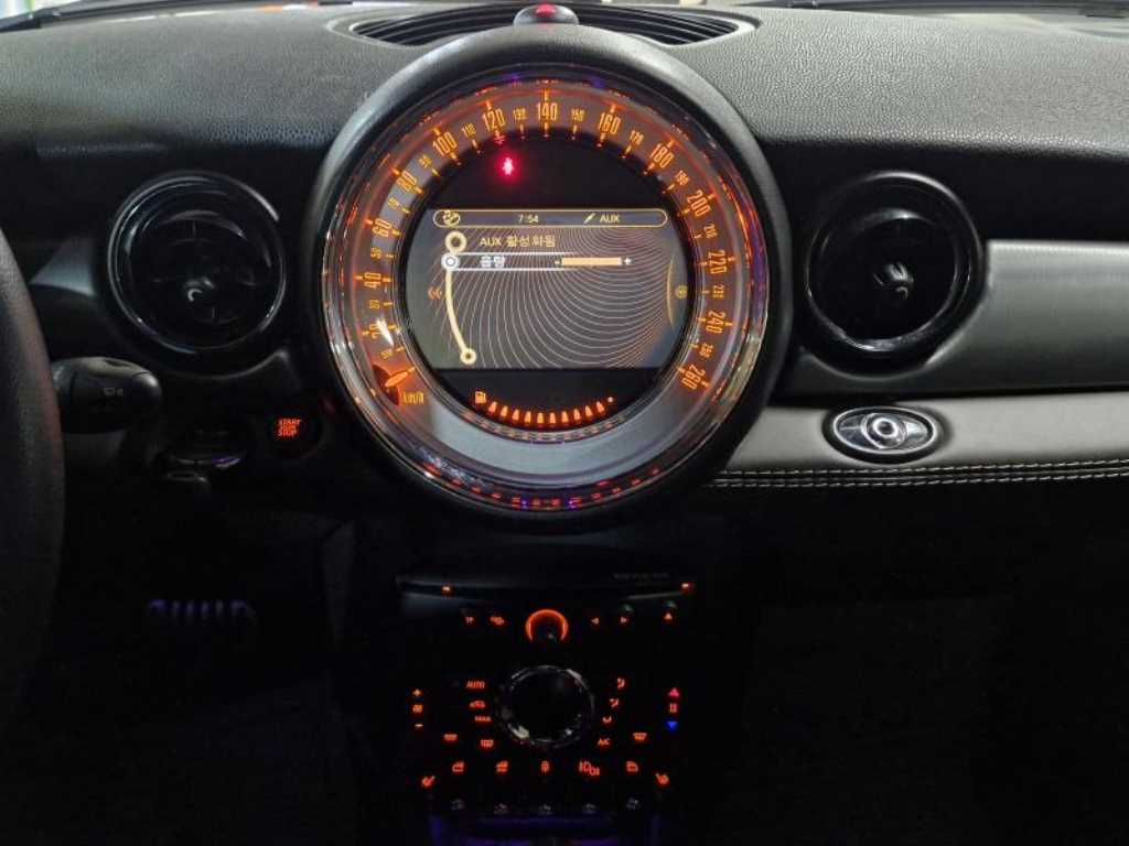 Mini Cooper Convertible - Vista 10