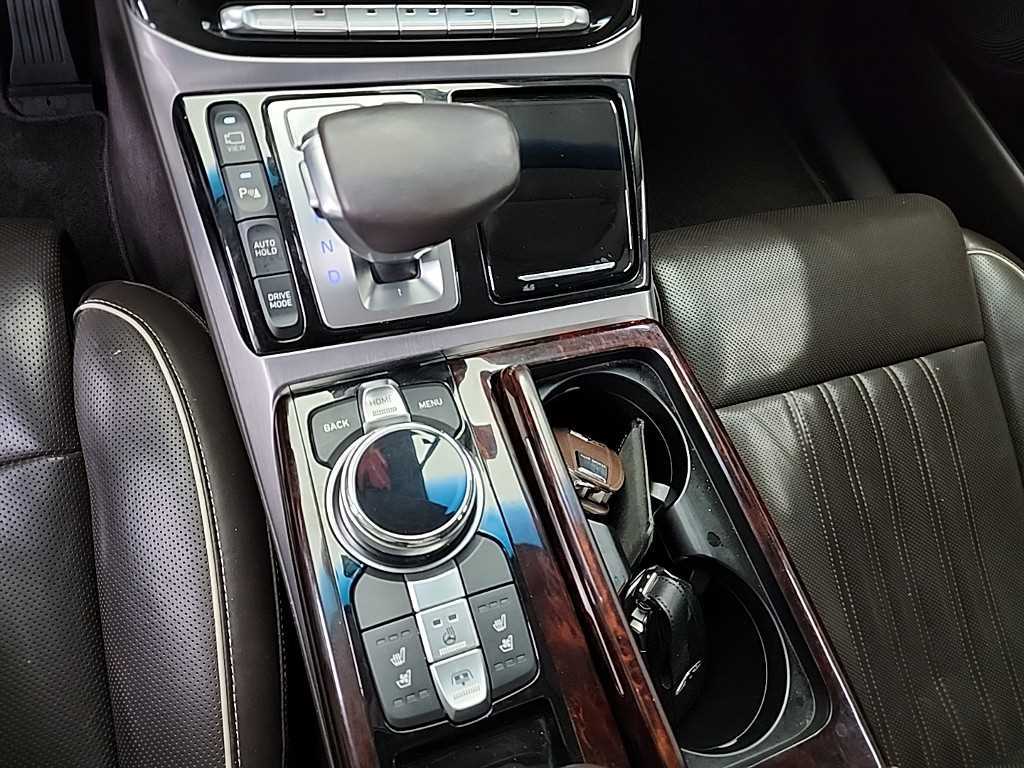 Genesis EQ900 - Vista 8