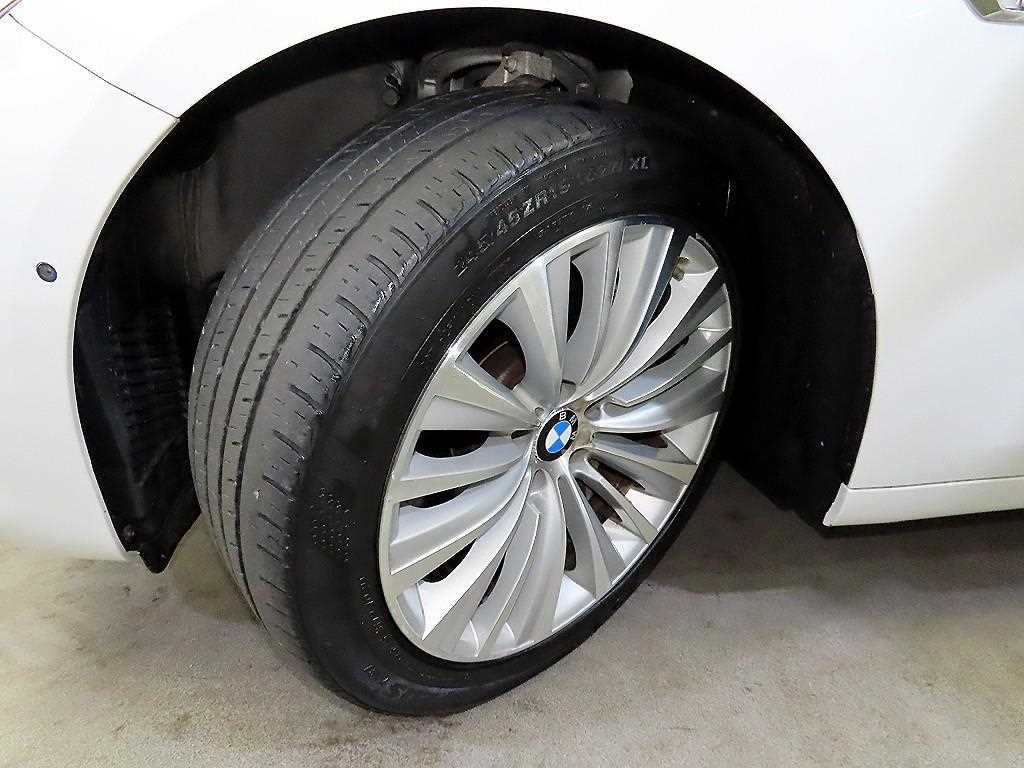 BMW Gran Turismo 2017 Blanco - Importación desde Corea - HF Imports Iquique - Foto 20