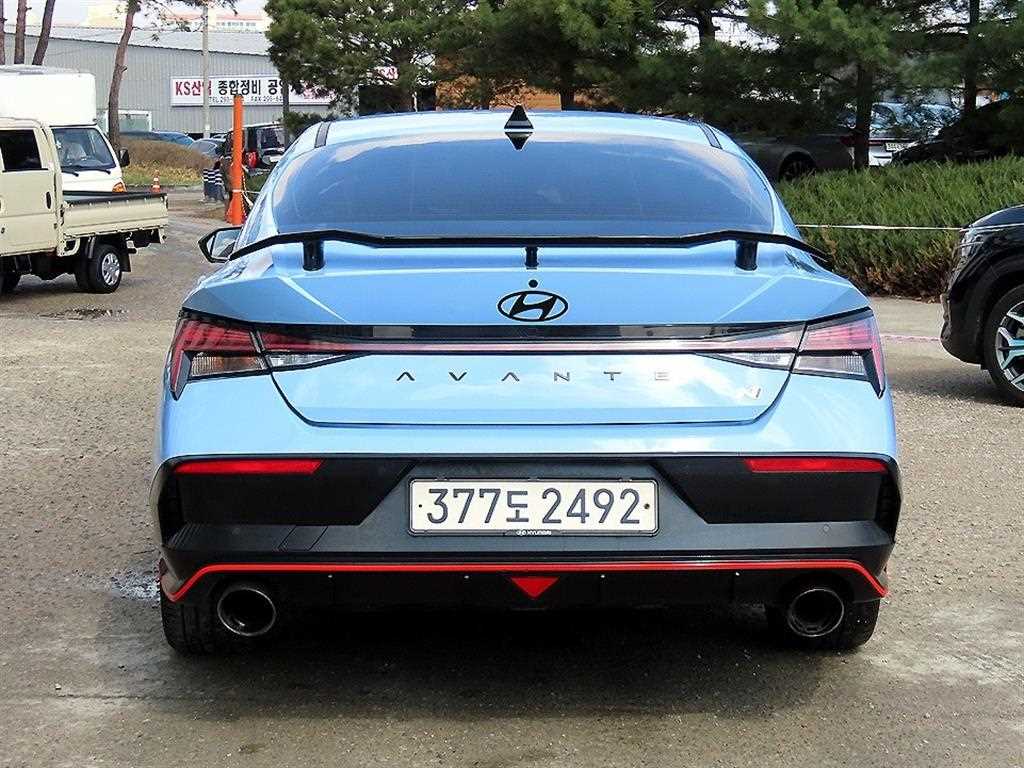 HYUNDAI Avante - Vista 4