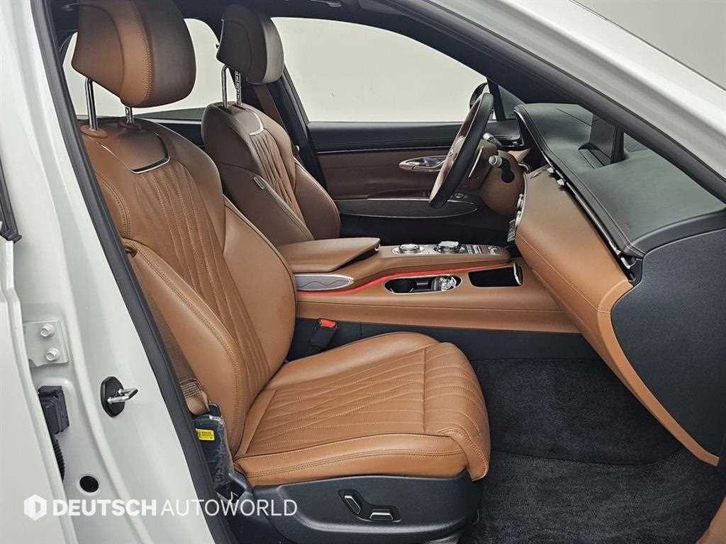 Genesis GV70 - Vista 10