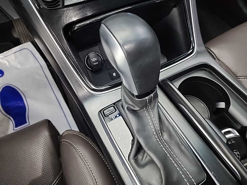 HYUNDAI Grandeur - Vista 8