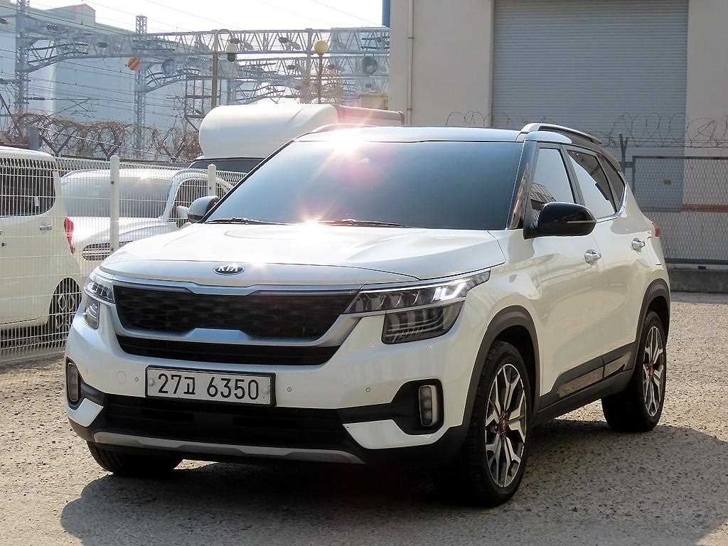 KIA Seltos - Vista 2