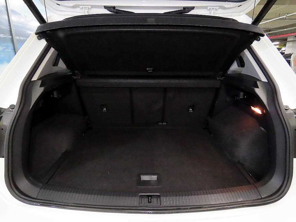 Volkswagen Tiguan 2018 Blanco - Importación desde Corea - HF Imports Iquique - Foto 17