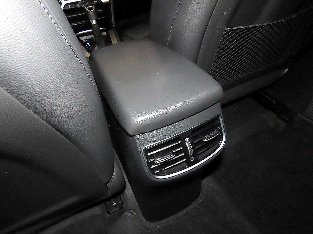 HYUNDAI Avante 2016 Blanco - Importación desde Corea - HF Imports Iquique - Foto 17