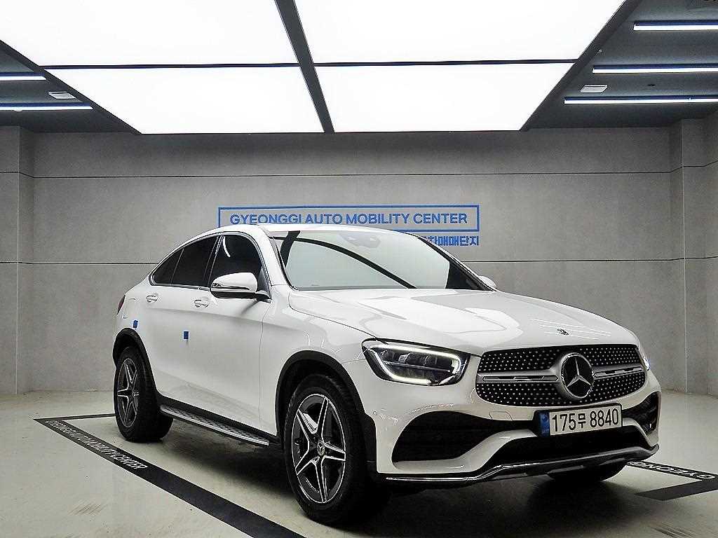 Mercedes Benz GLC Class 2021 the color of pearl - Importación desde Corea - HF Imports Iquique - Foto 1