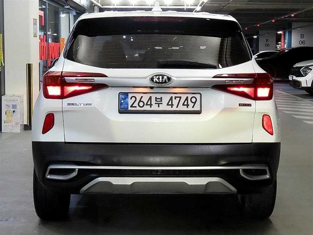 KIA Seltos - Vista 5