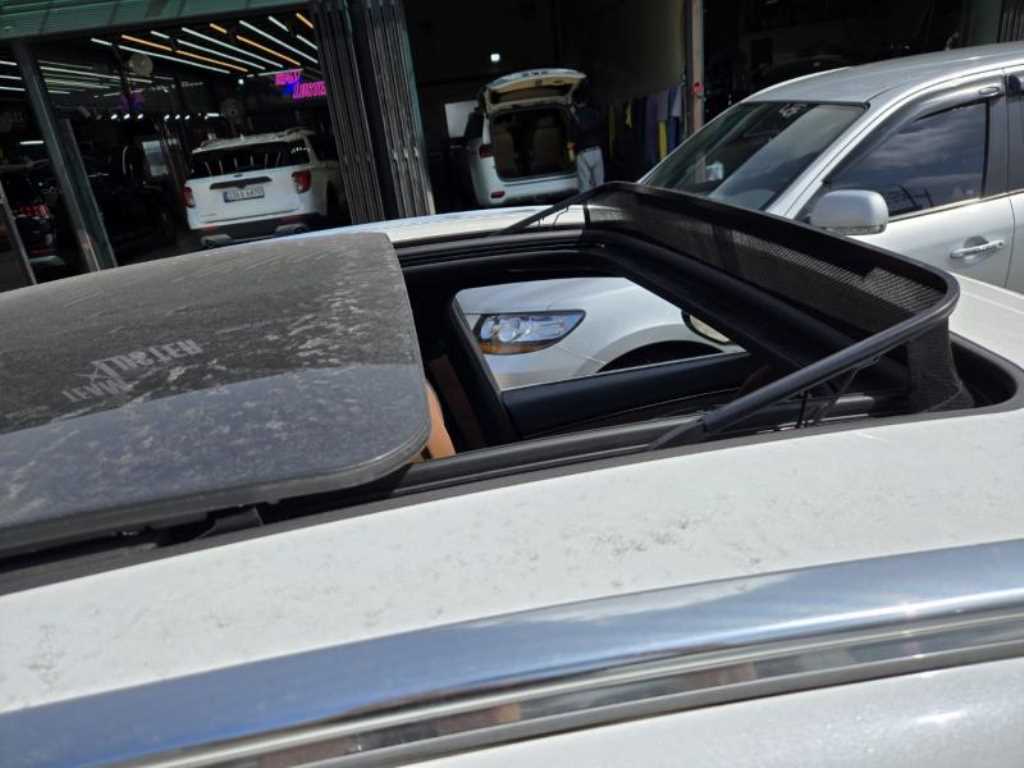 Genesis GV70 2022 Blanco - Importación desde Corea - HF Imports Iquique - Foto 13