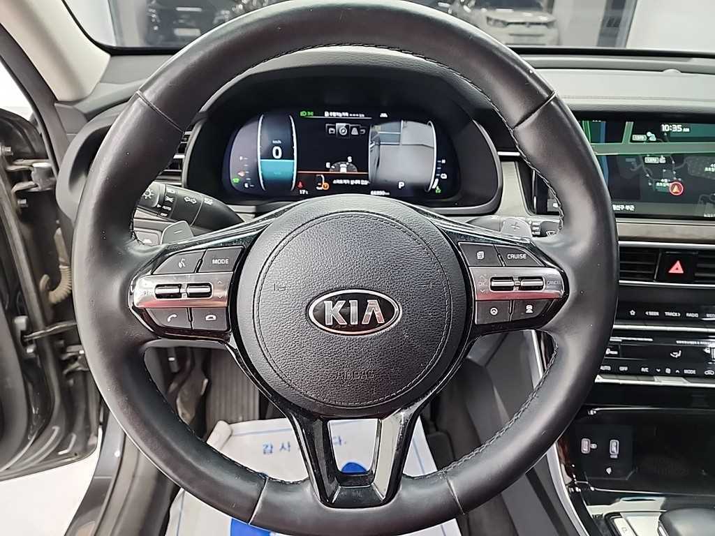 KIA K7 - Vista 10