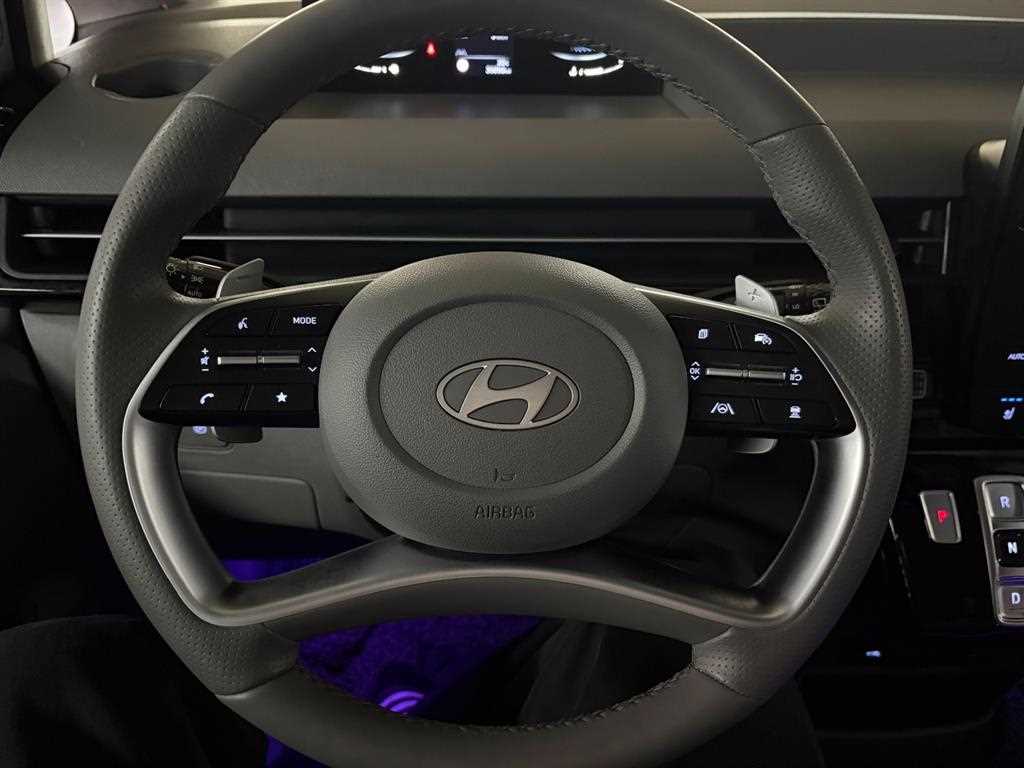 HYUNDAI Staria - Vista 8