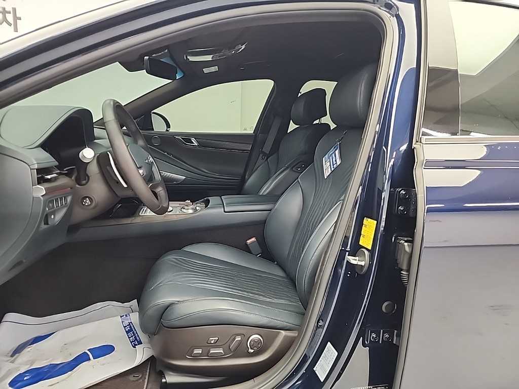 Genesis G80 - Vista 11