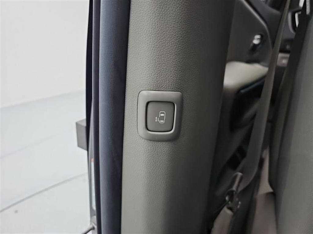 KIA Carnival 2017 Negro - Importación desde Corea - HF Imports Iquique - Foto 15