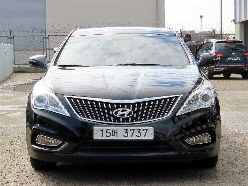 HYUNDAI Grandeur 2014 Negro - Importación desde Corea - HF Imports Iquique - Foto 1