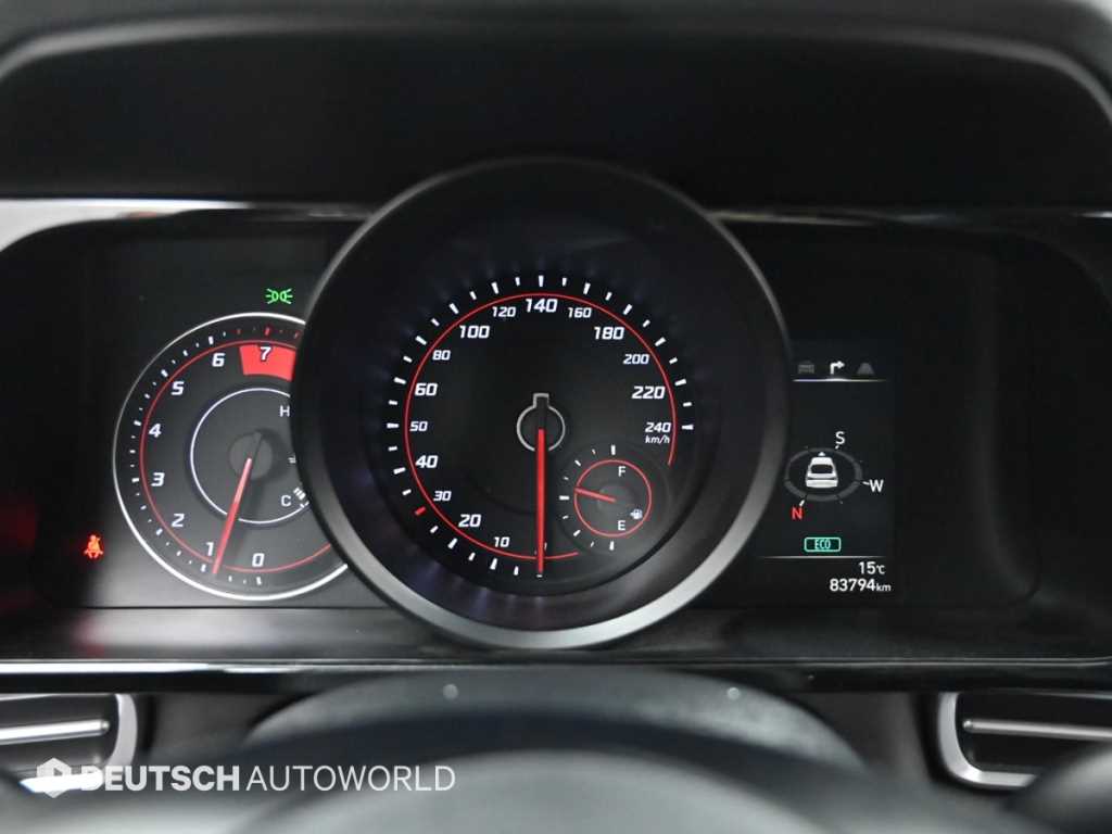 HYUNDAI Avante - Vista 12