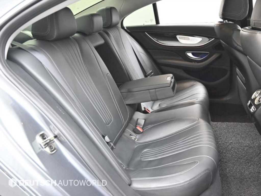 Mercedes Benz CLS Class - Vista 12