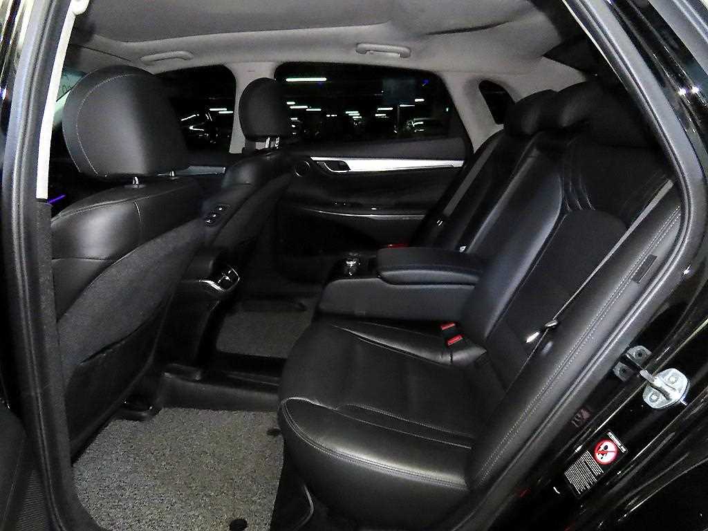 HYUNDAI Grandeur - Vista 7