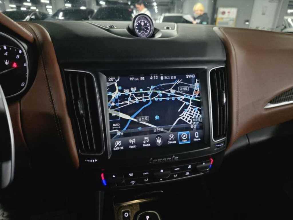 Maserati Levante - Vista 12