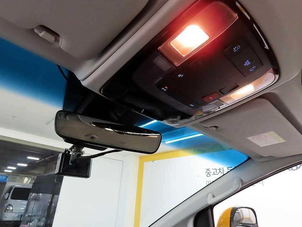 HYUNDAI Staria 2022 - Importación desde Corea - HF Imports Iquique - Foto 16