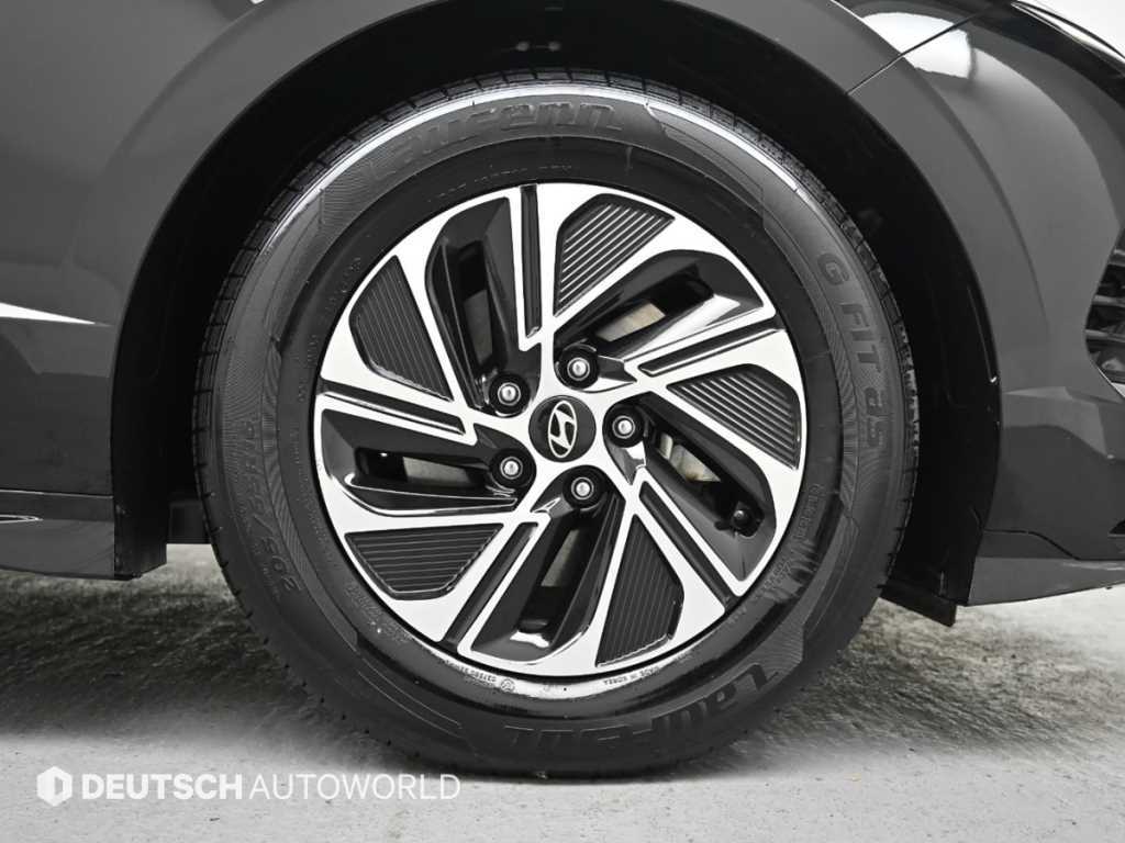 HYUNDAI Sonata - Vista 5