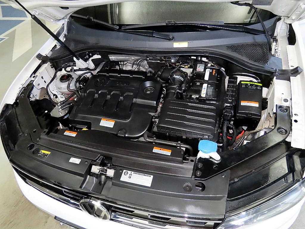 Volkswagen Tiguan 2018 Blanco - Importación desde Corea - HF Imports Iquique - Foto 18