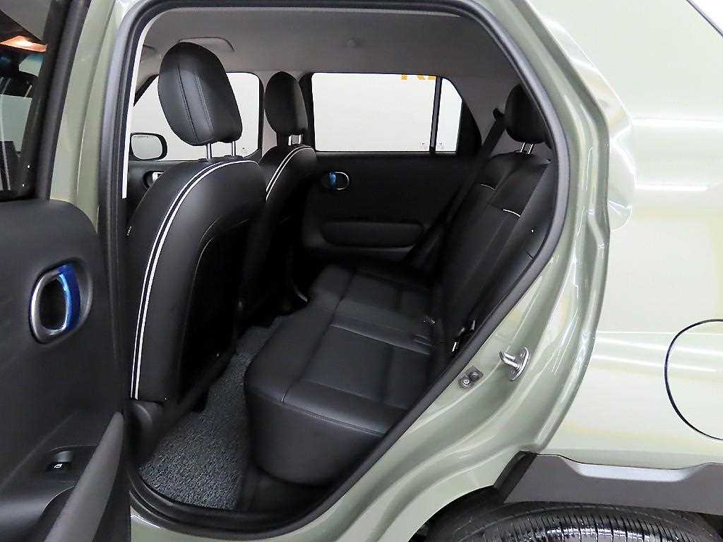 HYUNDAI Casper - Vista 6