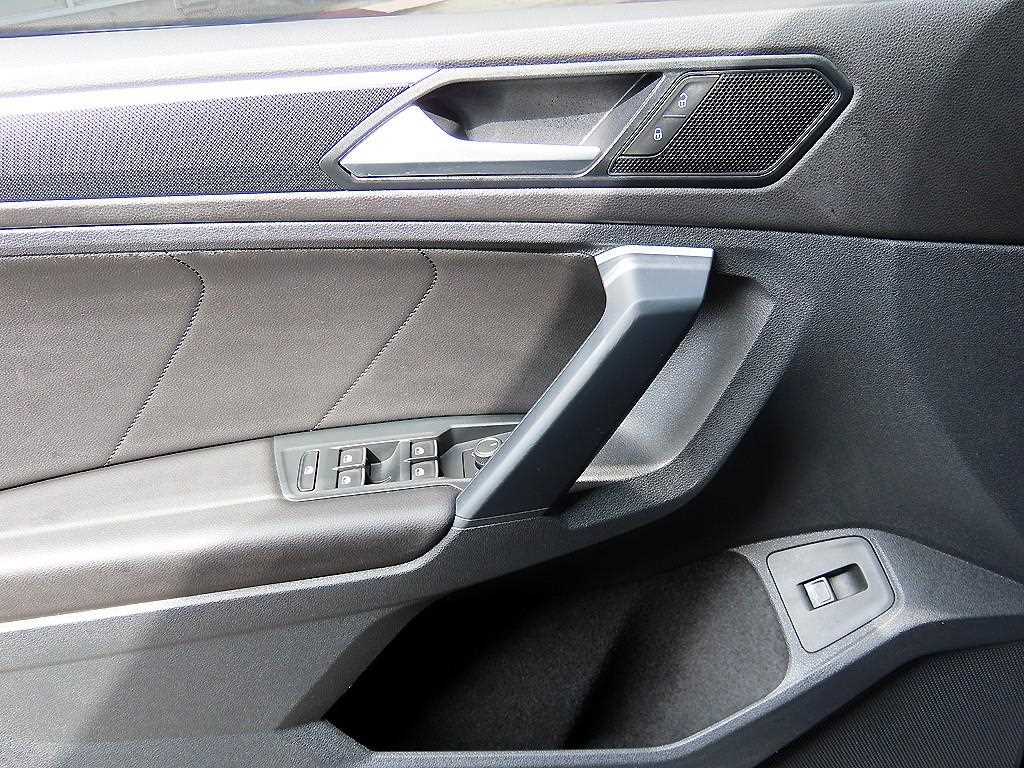 Volkswagen Tiguan - Vista 12