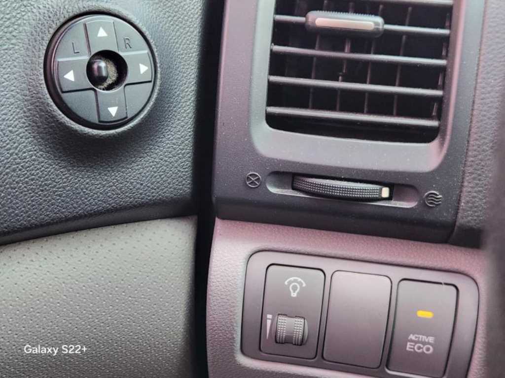 KIA Carnival - Vista 9