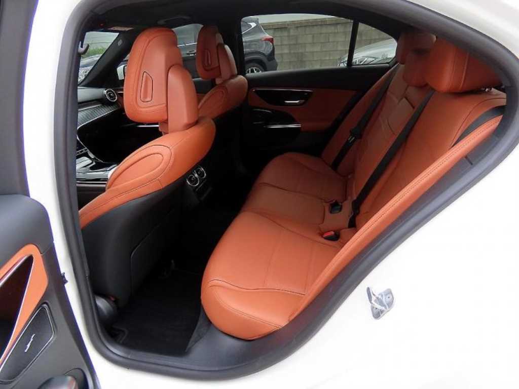 Mercedes Benz C Class - Vista 6