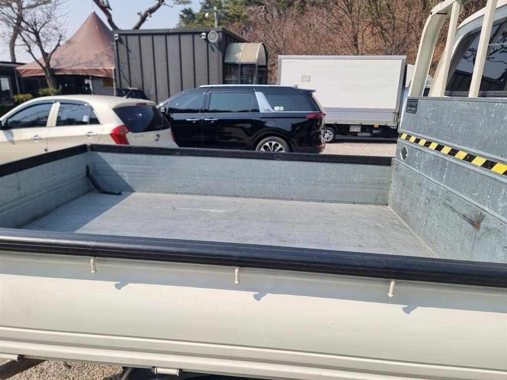 Small Truck Cargo (small) - Vista 6