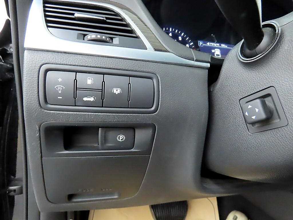 Genesis G80 - Vista 12