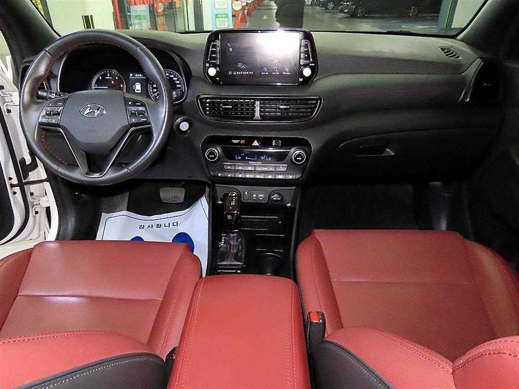 HYUNDAI Tucson - Vista 10