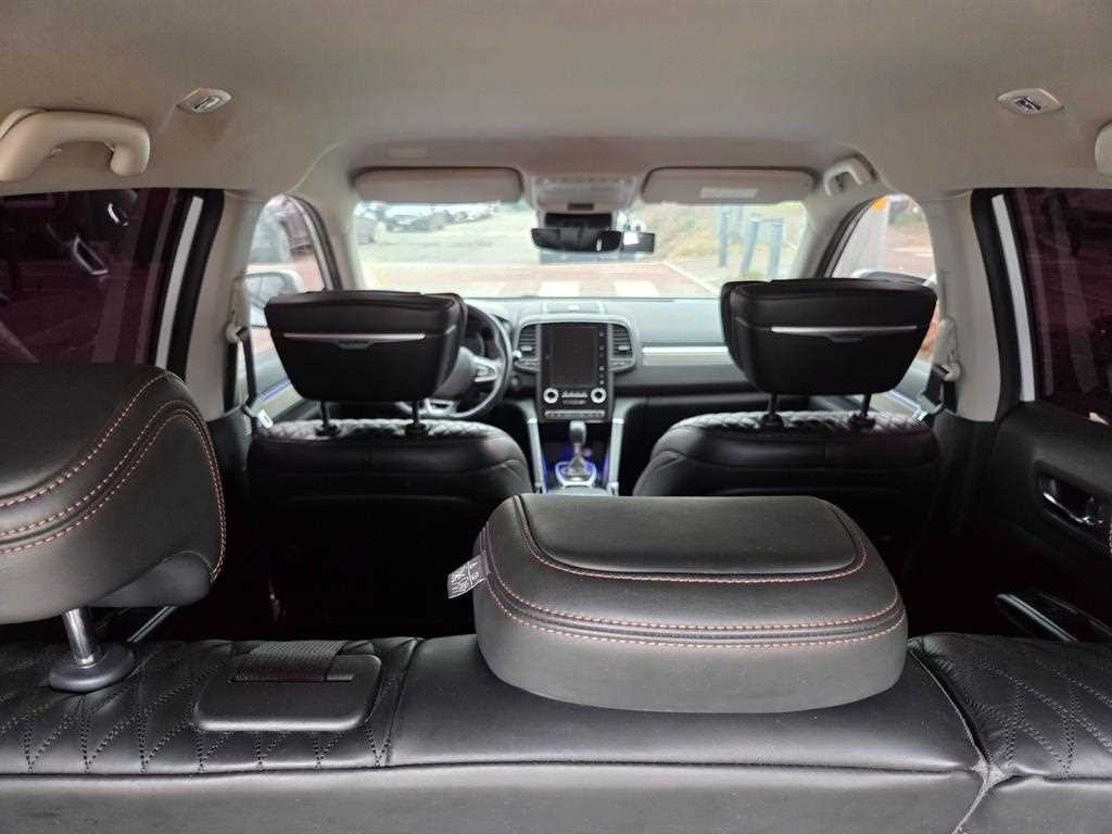 SAMSUNG QM6 - Vista 8