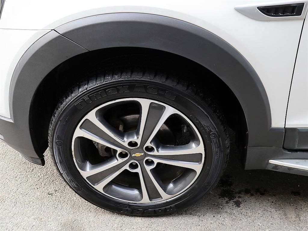 Chevrolet Captiva 2016 Blanco - Importación desde Corea - HF Imports Iquique - Foto 17