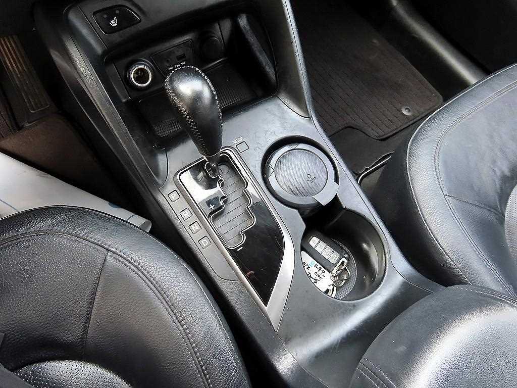 HYUNDAI Tucson - Vista 10