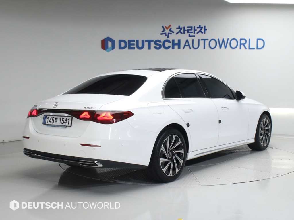 Mercedes Benz E class - Vista 2