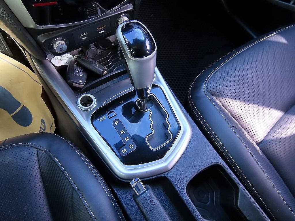 Ssangyong Tivoli - Vista 10